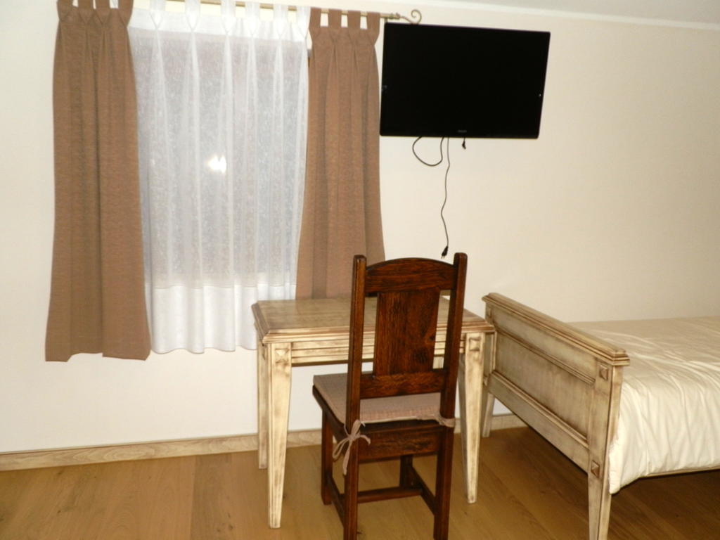 Agroturism Stara Stala Hotel Borut Bilik gambar